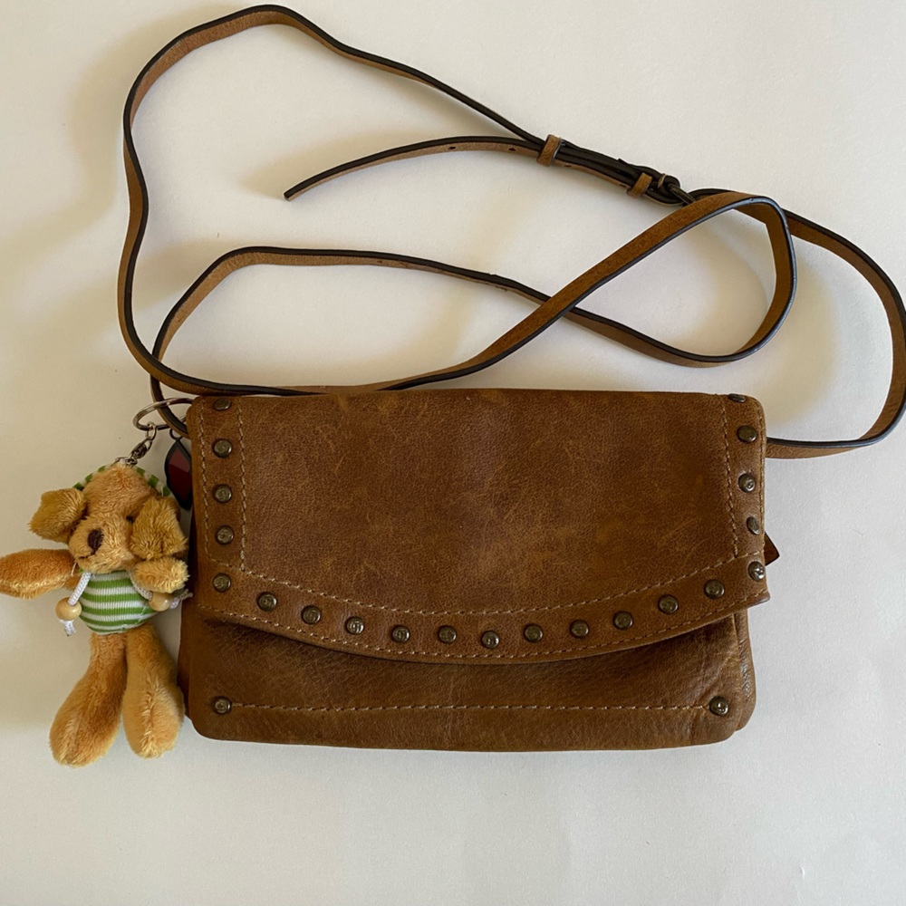frye & co. Leather Stud Crossbody Clutch Victoria Tan 🤠